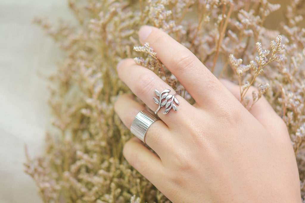 【専用】タイ古美術 Siam 銀製品 スターリングシルバー925 総重量222g 専用】タイ古美術 Siam 銀製品 スターリングシルバー925 総重量